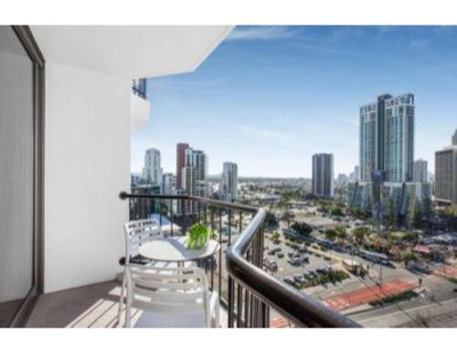 Apartamento Ocean Vistas And Convenience By The Beach