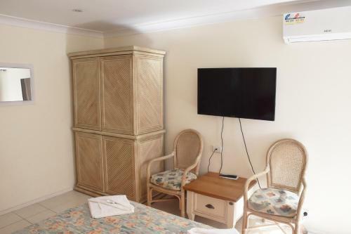 Hillview Motel