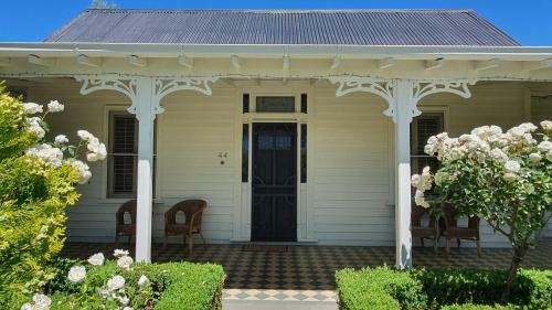 Lauristina Guest House