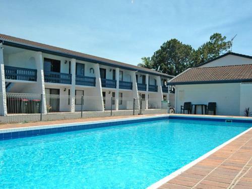 Iluka Villa 8 4 Spenser Street