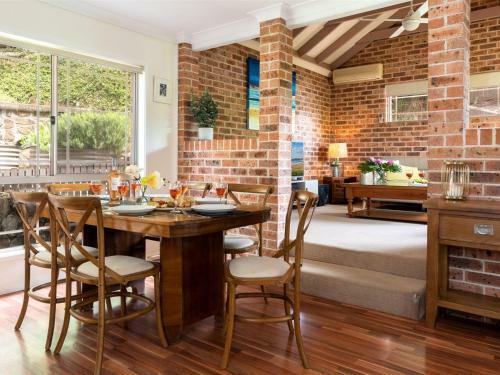 Bombo Blue - Pet Friendly Townhouse