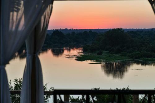 Simbavati Hilltop Lodge