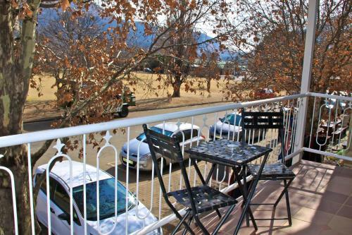 Hostal Red Mountain House