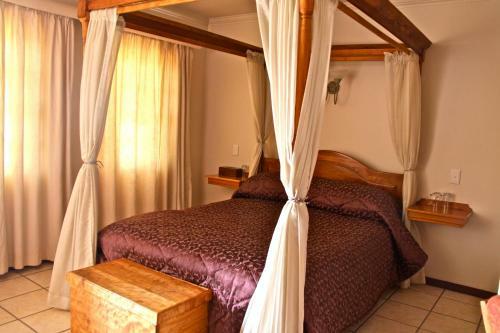 Hostal Red Mountain House