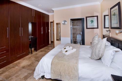 Hostal Dolphin Dance Lodge