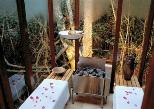 Bed & Breakfast Trogon House And Forest Spa
