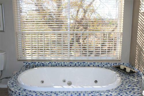 Hostal Indigo Moon Guesthouse