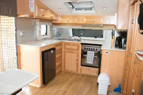 Longford Riverside Caravan Park