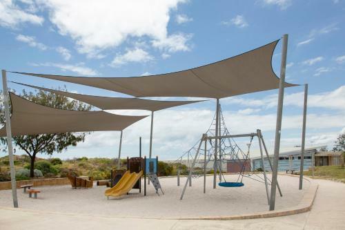 La Cabana - Mandurah Beach House