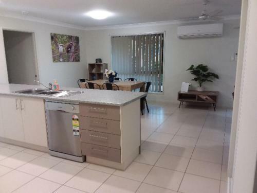 Waratah And Wattle Apartments