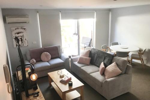 Apartamento Spacious Slick Inner West Pad W Private Patio