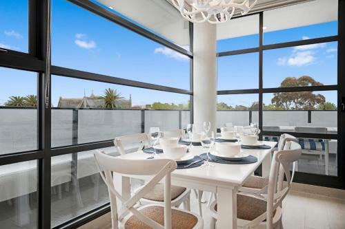The Hamptons Apartments - St Kilda