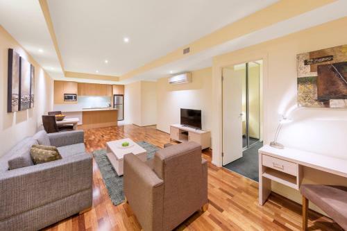 Apartments @ 23 Lonsdale