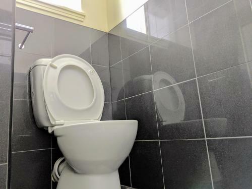 Acland Street Studio Apartment Free Parking