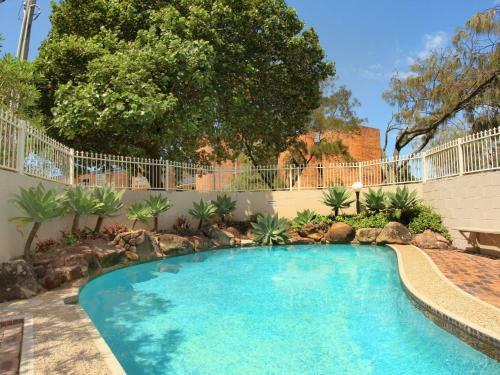 Parkyn Place 7 - Three Bedroom Oceanview Apartment On Mooloolaba Spit
