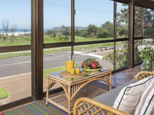 Beach House On Jones Beach - Kiama Accommodation