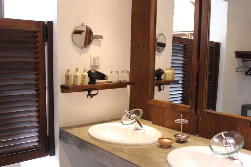 Lake Lodge Boutique Hotel