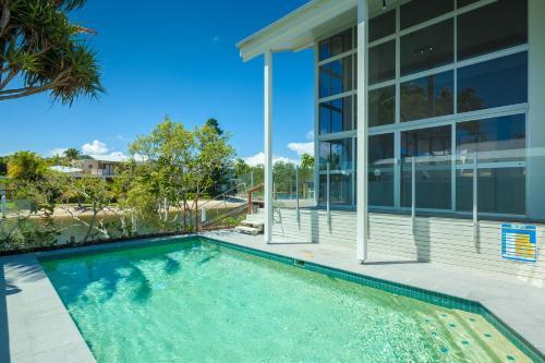 34 Cooran Court