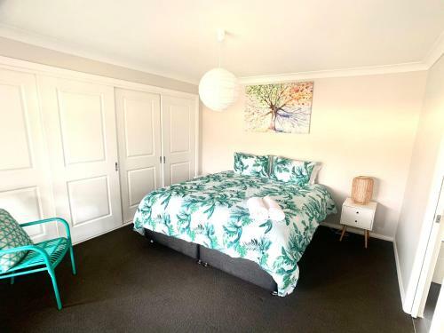 Modern Majestic - Everything You Need - Private Location