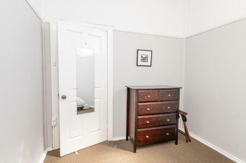 Five Ways Cbd Apartment - Spacious, Wifi, Free Parking