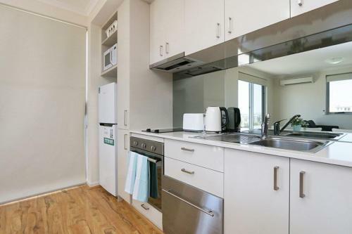 Stunning Two-storey Apartment In Perth's Cbd