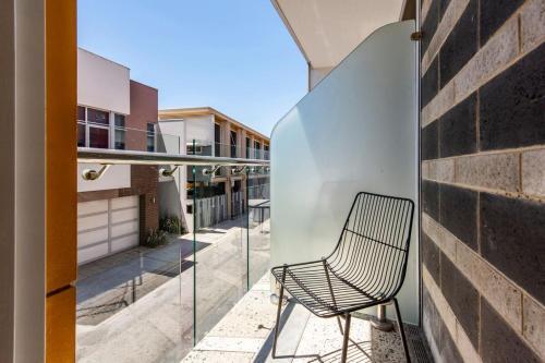 Private City Haven - Suite With Rooftop Terrace