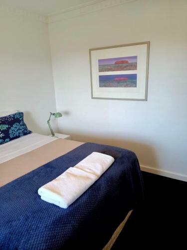 Superb 2 Br Apartment Minutes To Cbd- Cen7