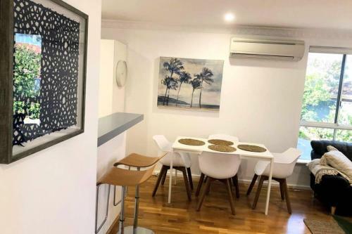 Apartamento Oceans Five Holiday Or Business Accommodation