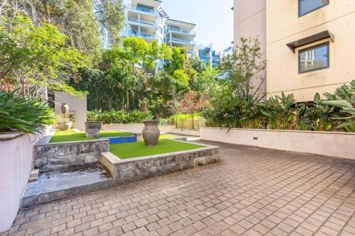 Nesuto Mounts Bay Apartment - Executive Escapes