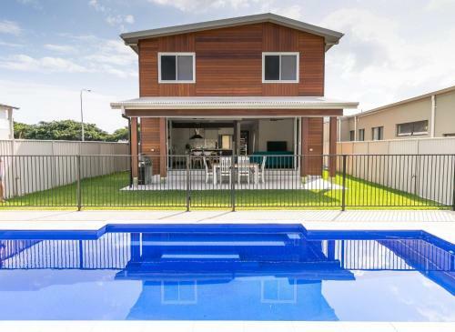 Sea Wood Delight In Hervey Bay
