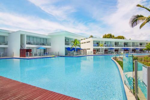 Apartamento Tropici At Pool Resort
