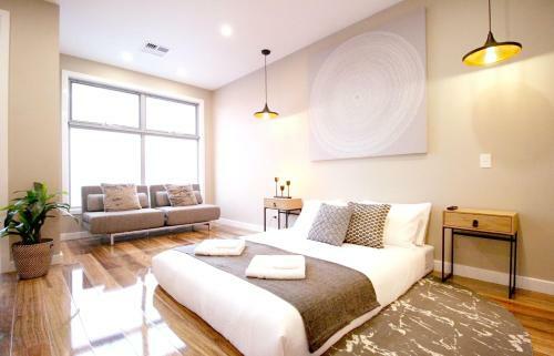 Evolve Near Adelaide Cbd - Netflix / Wine / Lock Up Garage!