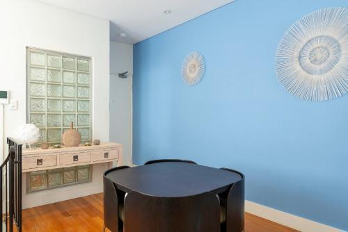 Beachfront Apartment // Dream Location // Cloey2