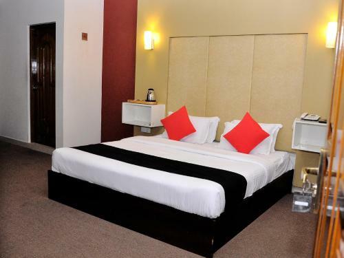 Hotel Laa Adams The Luxurious Living