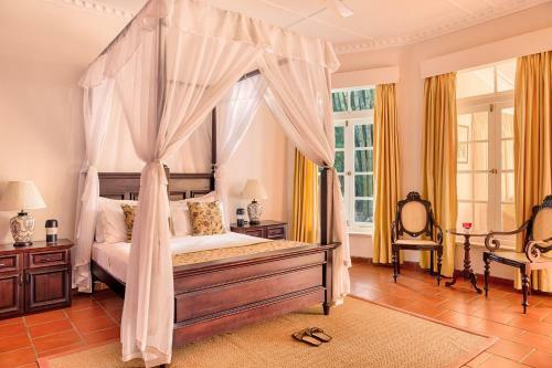 Hotel Mandira Strathdon Bungalow