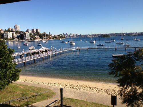 Double Bay Harbour-front Apartment With Stunning Views