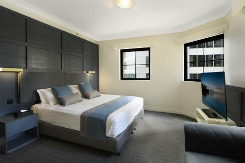 Sydney Hotel Harbour Suites