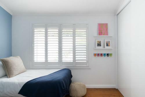 Stylish Beach Home // Moments From Water