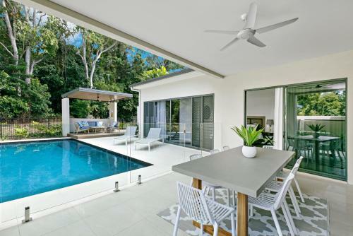 Esprit 10 Luxury Retreat