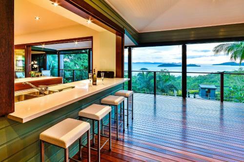 Whitsunday Waters On Hamilton Island