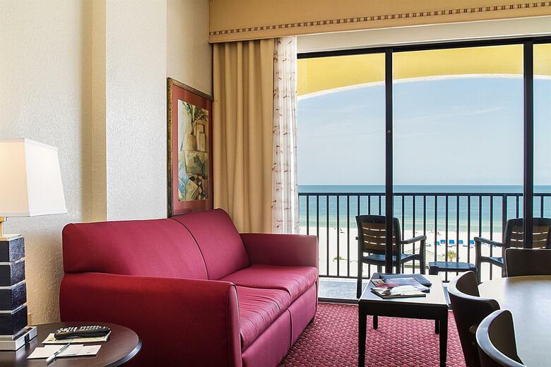 Hotel Sirata Beach Resort