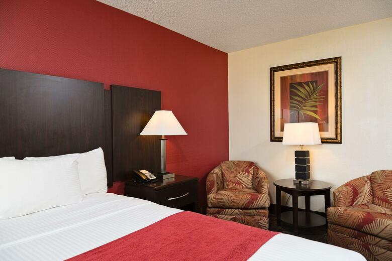 Hotel Sirata Beach Resort