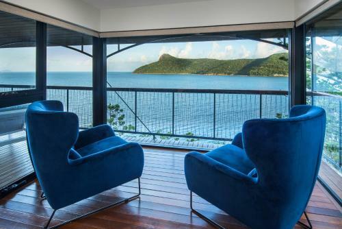 Mermaids Reach On Hamilton Island