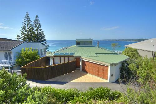 Bedarra, Mollymook Beach
