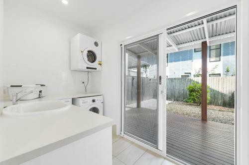 Mudjimba Island Beach House