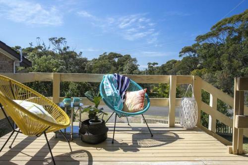 Canberra Cres 2e Burrill Lake, Upstairs Apartment