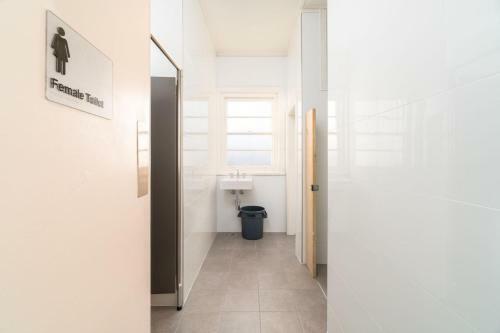 Sydney Junction Hotel