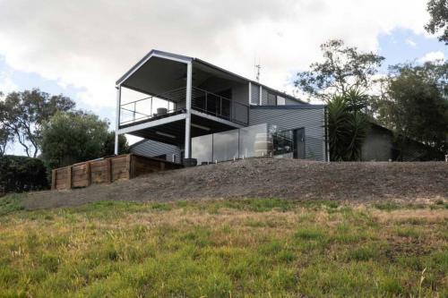 Lakeview Lodge - Mountain Bay