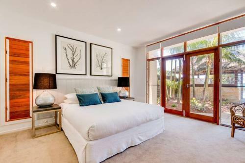Sapphire Seas Beach House