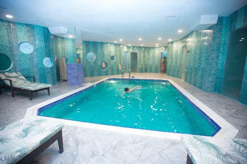 Parkway Inn Hotel & Spa